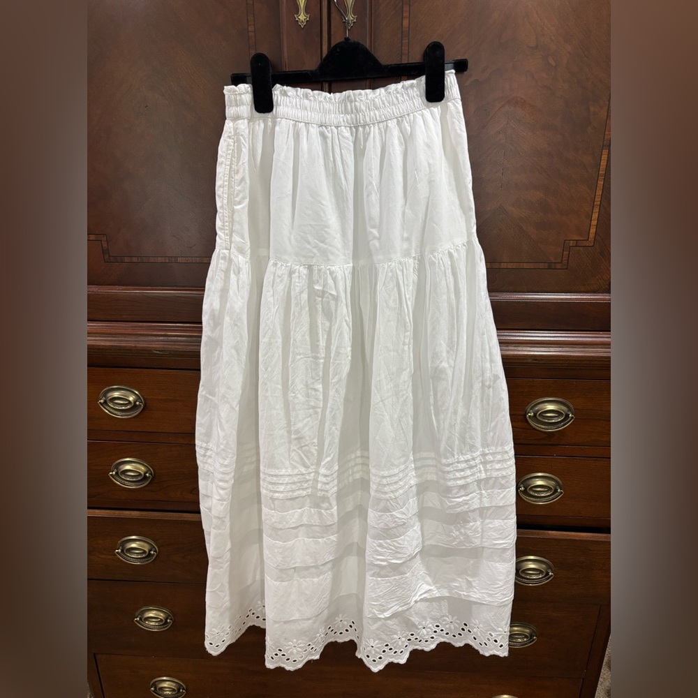 Lands End White Voile Eyelet Tiered Maxi skirt, xs - Picture 8 of 9